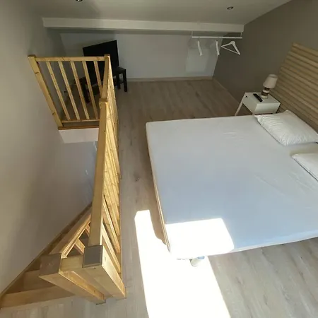 T2 Mezzanine Au Lavandou, Proche Plage, Climatise - Fr-1-816-8 Apartamento